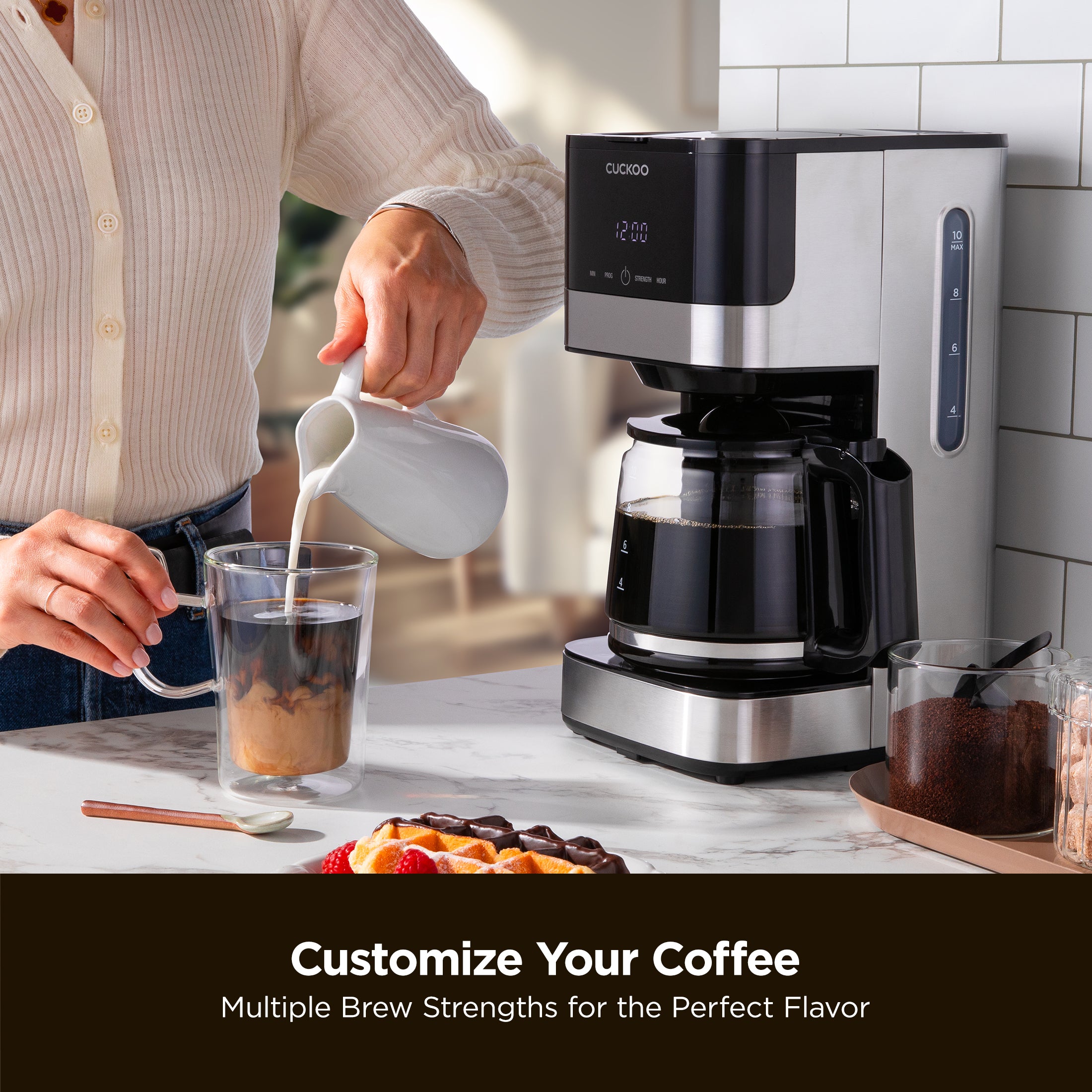 Classic Drip Coffee Maker (CCM-BD011B)
