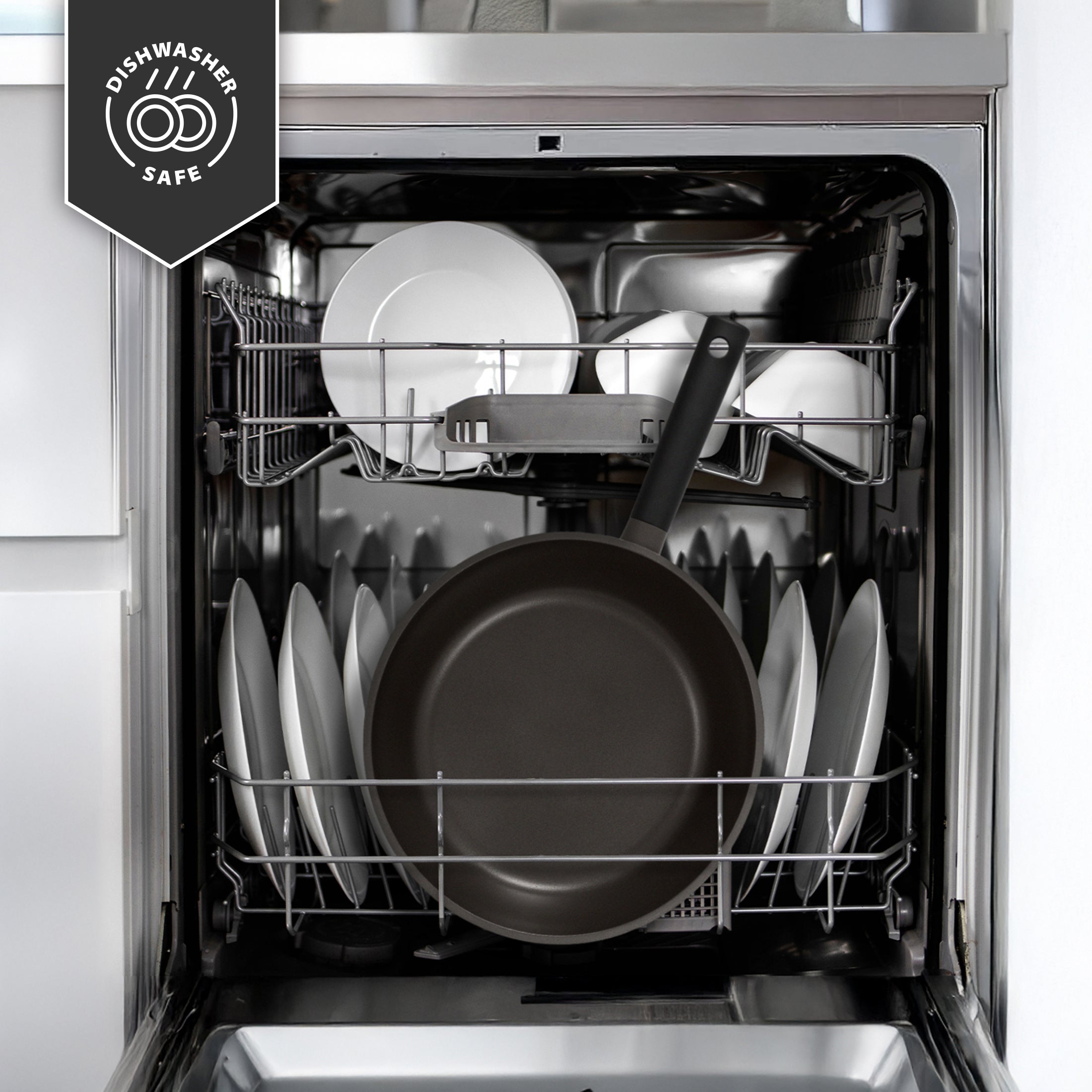 11 in Kyndell Induction Wok Pan (COP-B2810HGB)