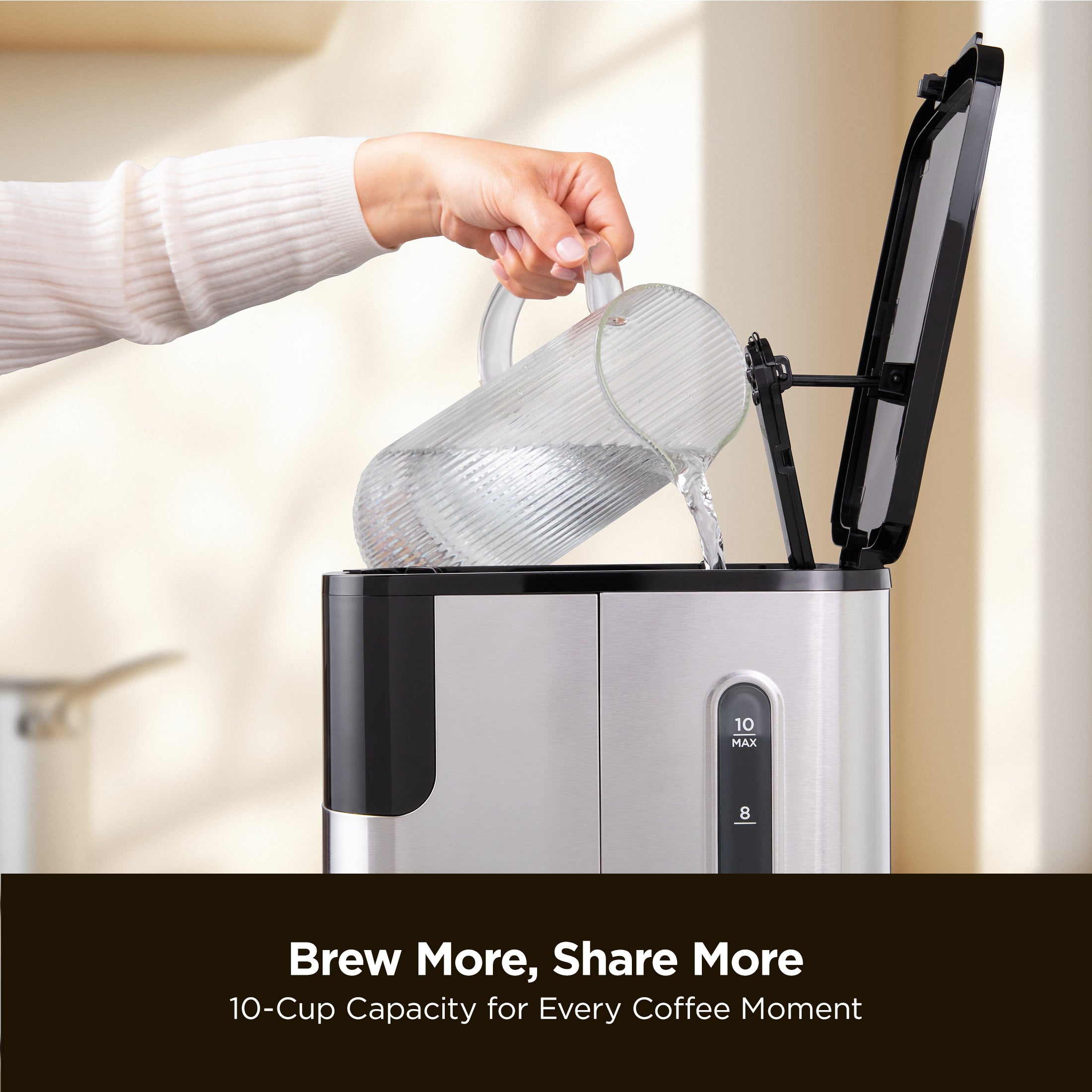 Classic Drip Coffee Maker (CCM-BD011B)