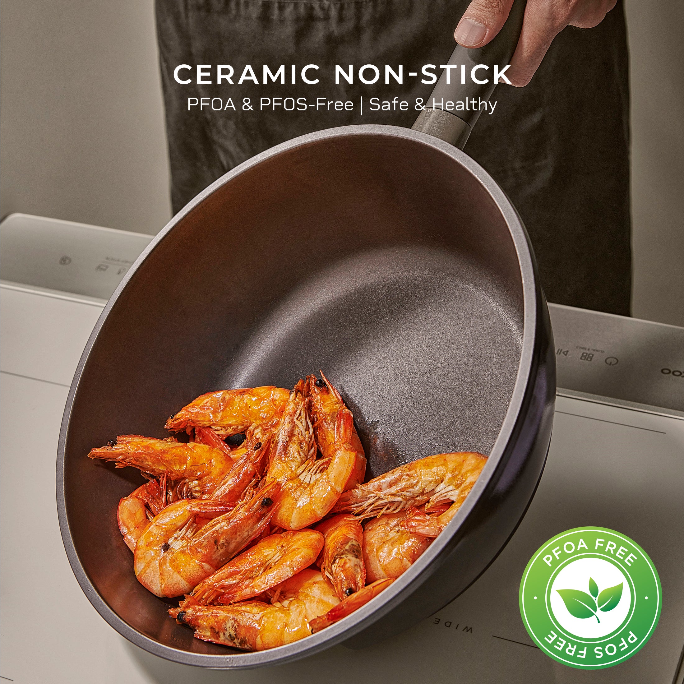 11 in Kyndell Induction Wok Pan (COP-B2810HGB)
